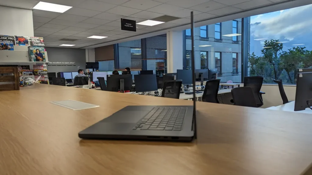 Apple macbook pro m3 max 16 inch Apple macbook pro m3 max 16 inch